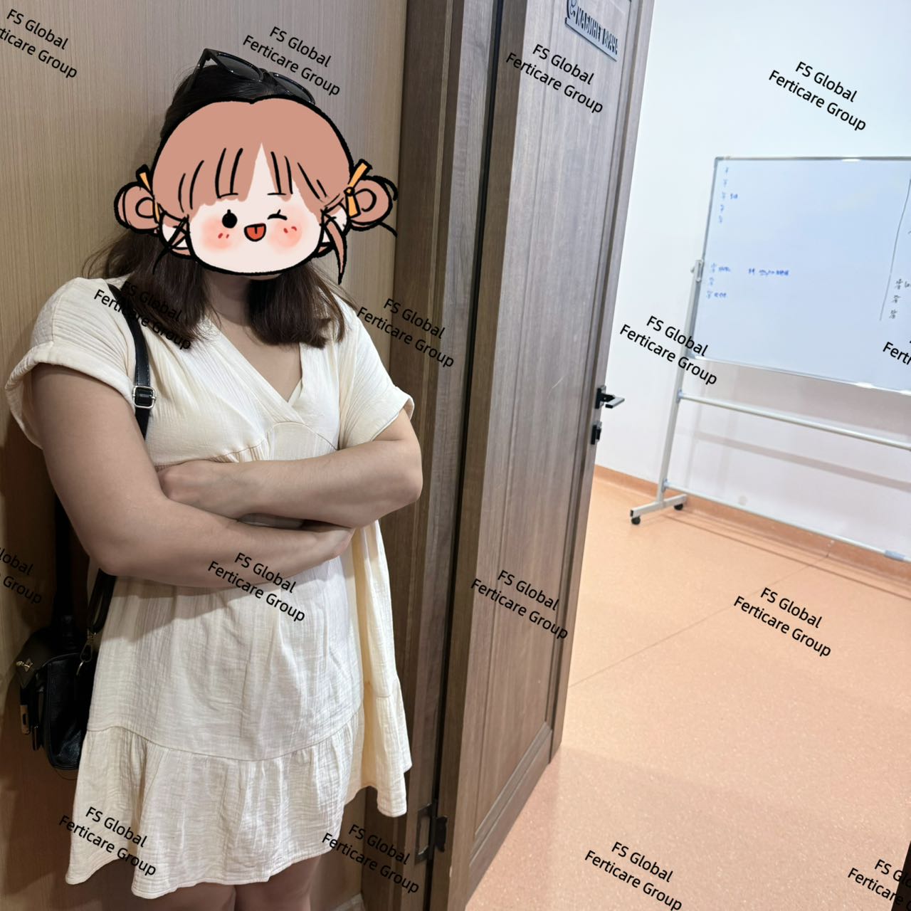 The participant waits outside the consultation room.